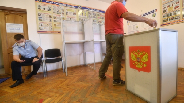 Самые трудные выборы и победа навальнят: Первые итоги единого дня голосования
